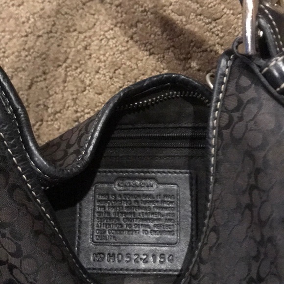 Coach purse - Picture 4 of 4